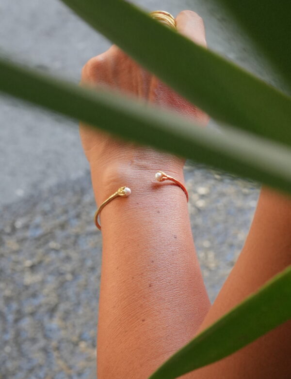 Tulip Bracelet with Pearl