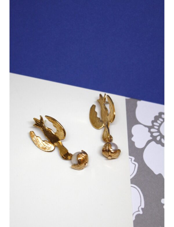 Swallow Pearl Earring